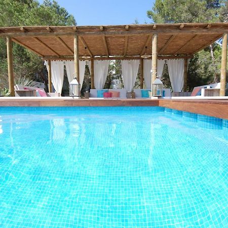 La Hacienda Aparthotel Sant Ferran de Ses Roques Luaran gambar