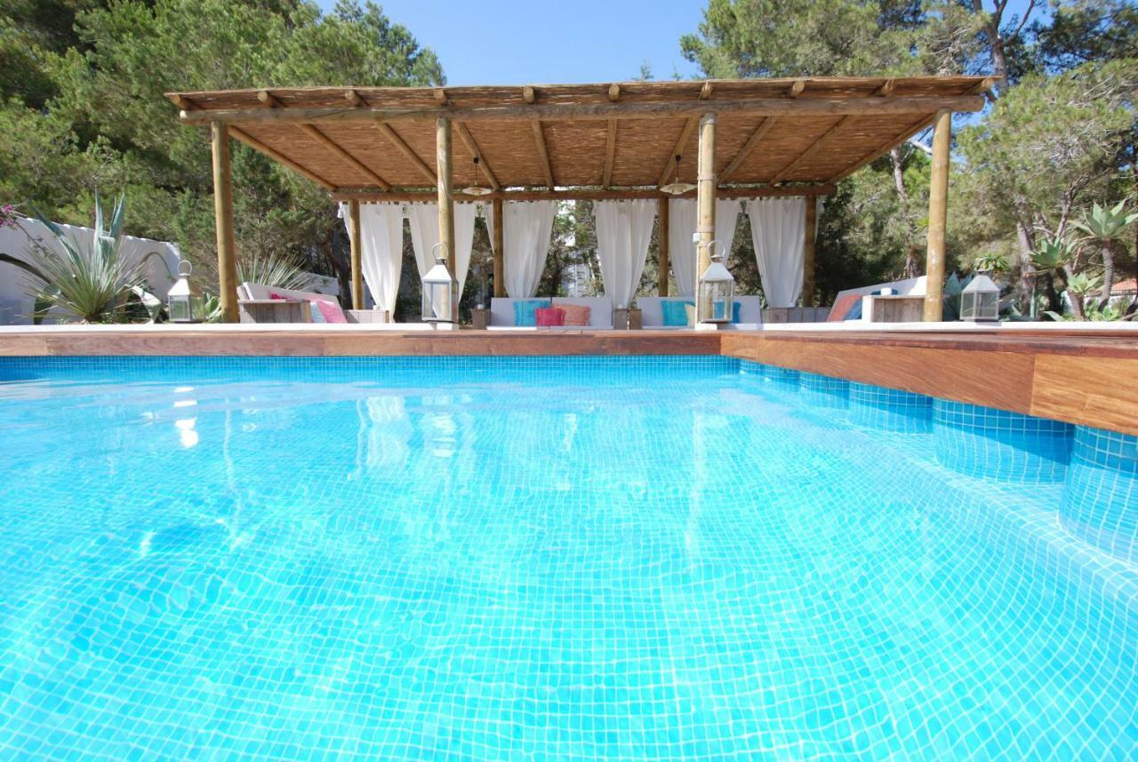 La Hacienda Aparthotel Sant Ferran de Ses Roques Luaran gambar